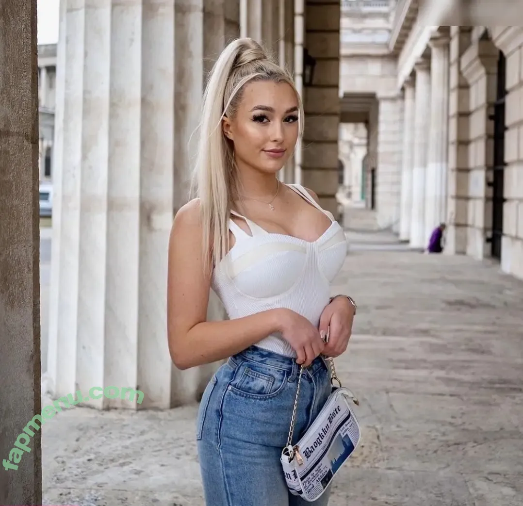 Maryyhx nude photo #0001 (maaryy_x33 / mary-x)