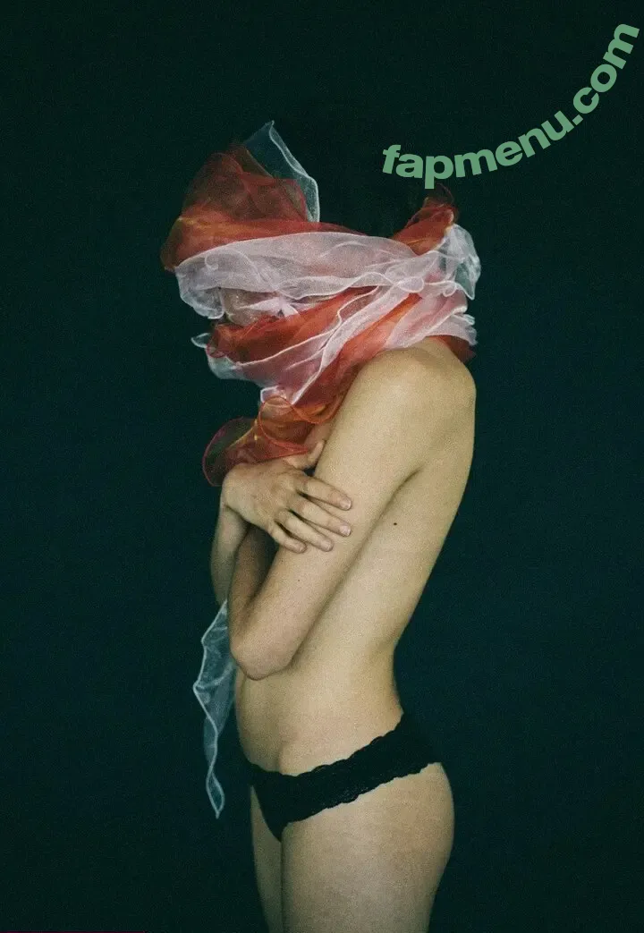 Matencio nude photo #0032 (Matencio)