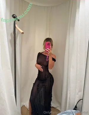  nude photo #0009