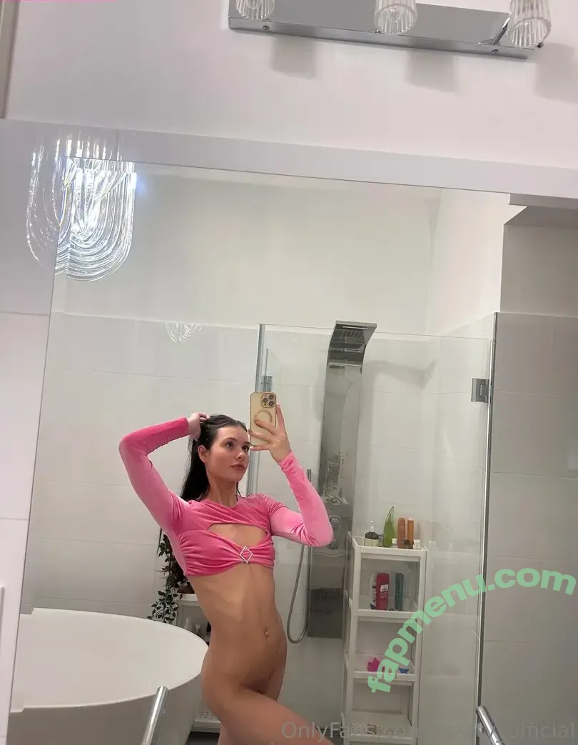 matty_official nude photo #0067 (matty.official)