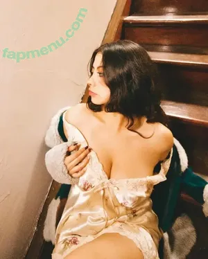  nude photo #0005
