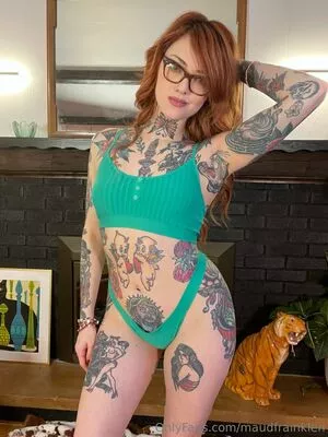 Maud Franklen / maudnoir / maudsuicide nude photo #2458