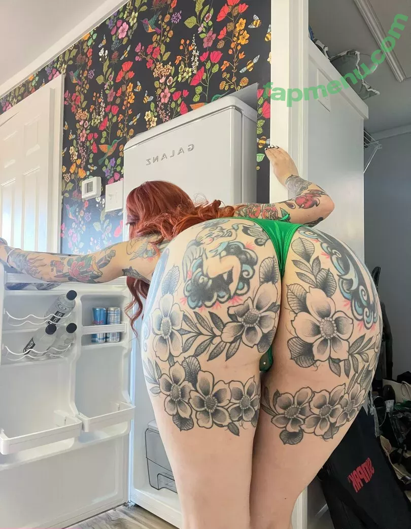 Maud Franklen nude photo #2350 (maudnoir / maudsuicide)