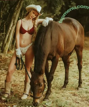  nude photo #0003