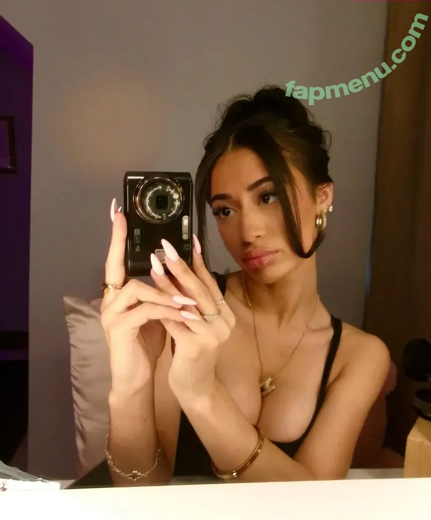 mawadah nude photo #0003 (mawadahl / mawadahxoxo)