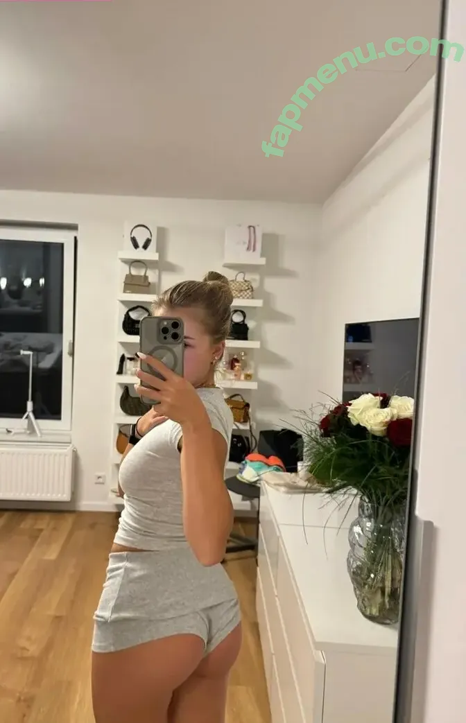 maxima_mclk nude photo #0033 (maxima_mclk)