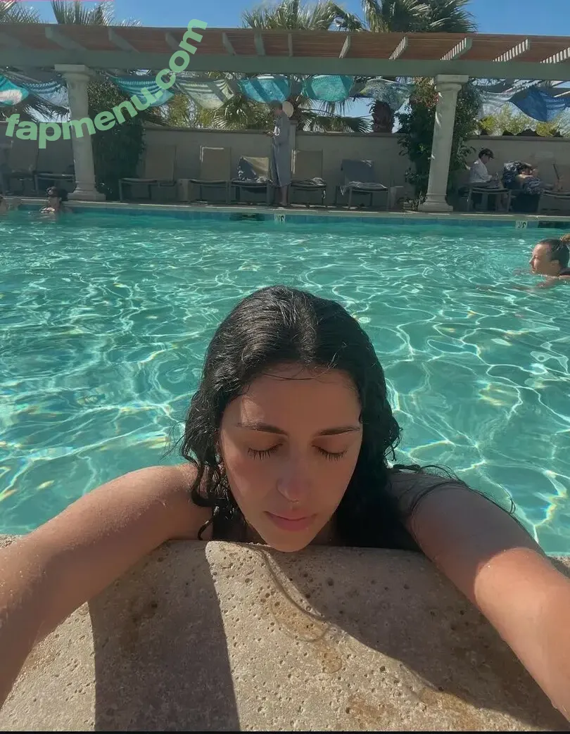 Maya Abdallah nude photo #0074 (maya.abdallah / mayuhnaise)