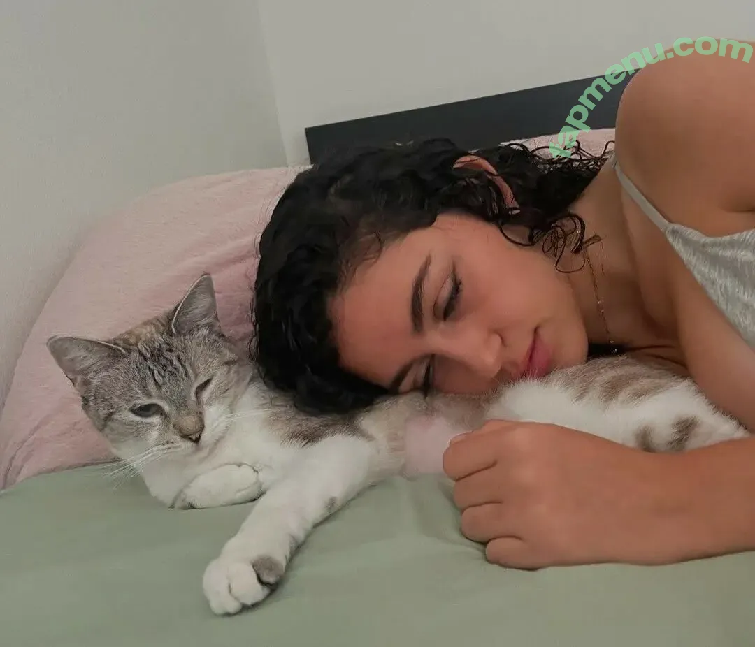 Maya Abdallah nude photo #0076 (maya.abdallah / mayuhnaise)