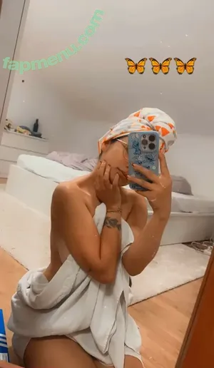 Maya ASMR / maya.asmr.channel / maya_asmr / skaen_asmr nude photo #0009