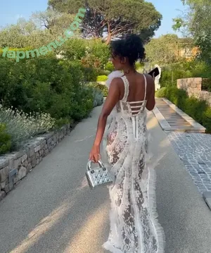 Maya Jama / mayajama nude photo #0527