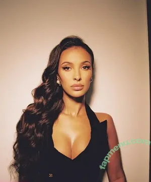 Maya Jama / mayajama nude photo #0925