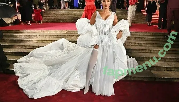 Maya Jama nude photo #0806 (mayajama)