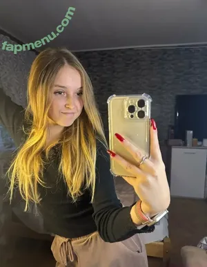  nude photo #0003