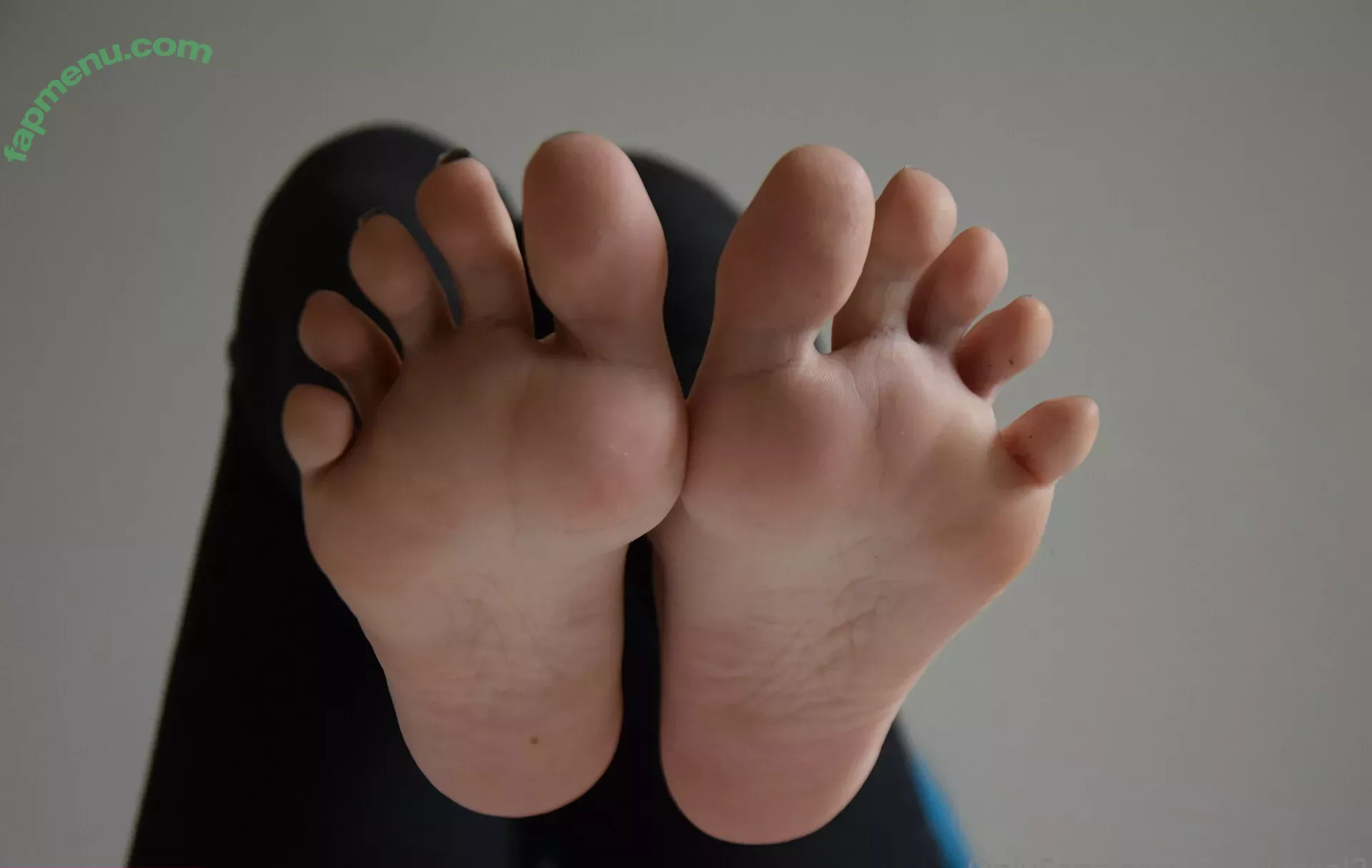 maybel2 nude photo #0050 (maybe_ele2)