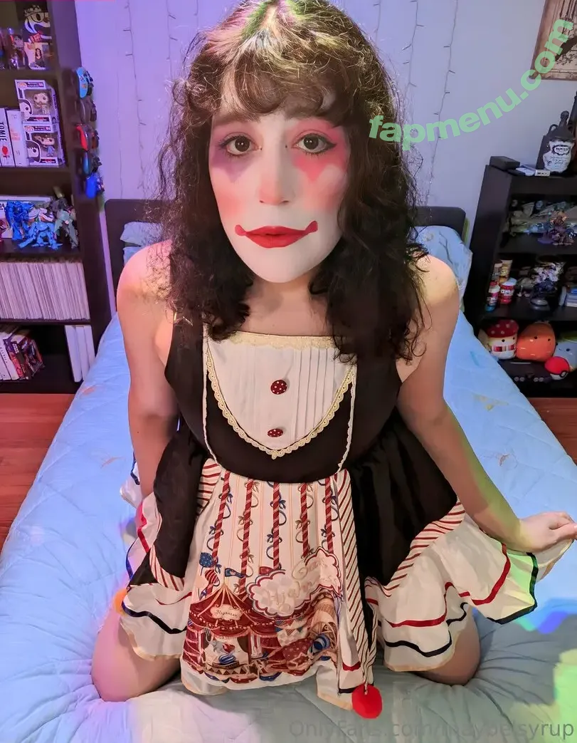 maybelsyrup nude photo #0002 (maybel__syrup)