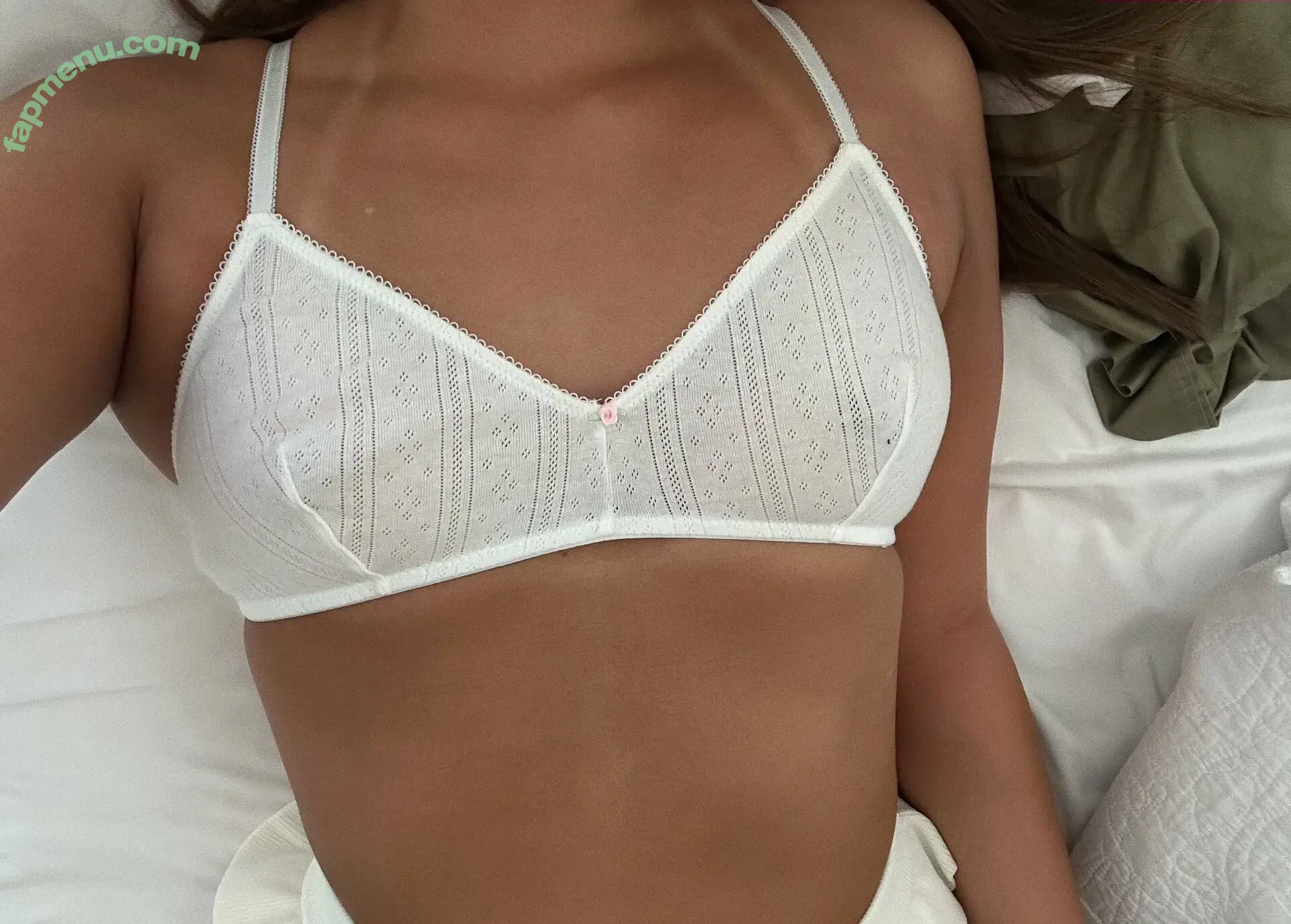 maybexmars nude photo #0082 (MARSHAXXXMAY / maybemaex)