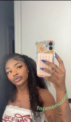  nude photo #0007