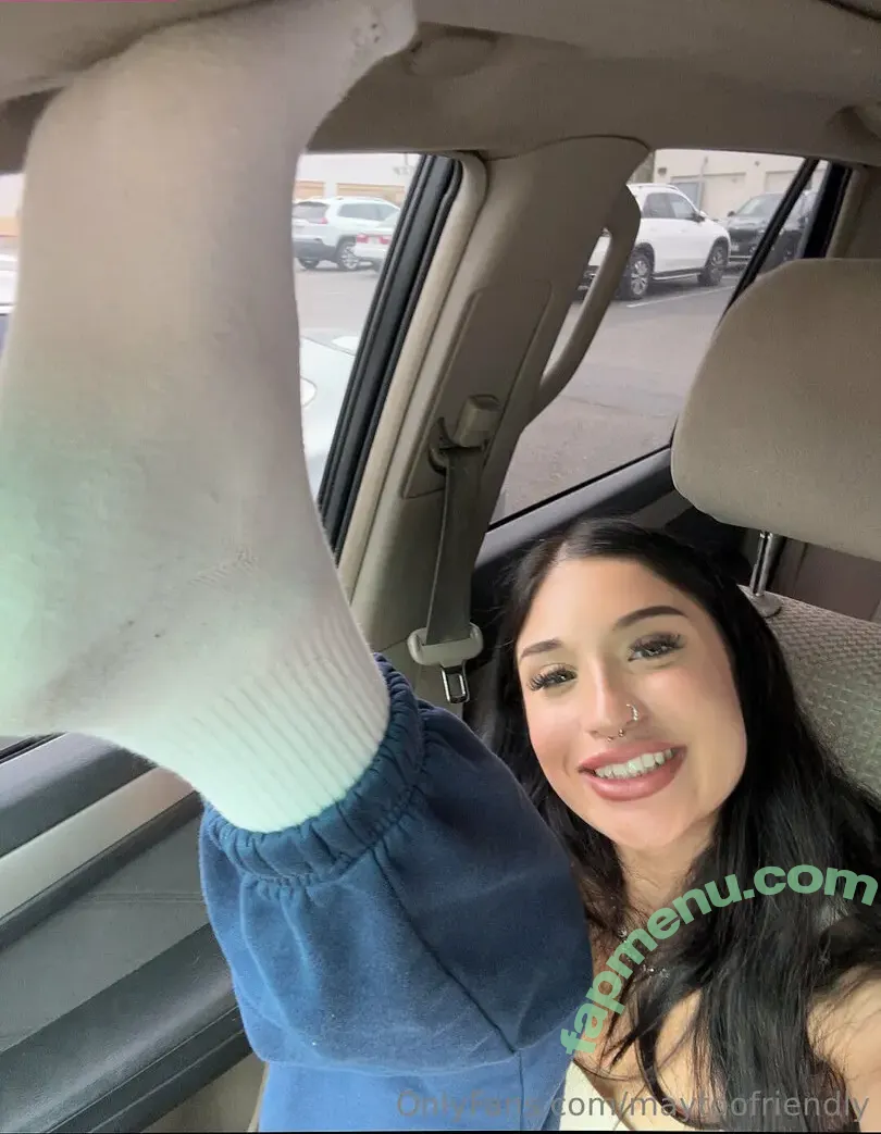 Maytoofriendly nude photo #0025 (Maytoofriendly)