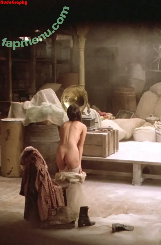 McGovern nude photo #0003 (McGovern)