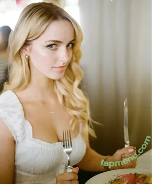 Mckenna Grace / mckennagrace / mckennagraceful nude photo #0613