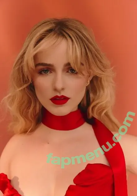 Mckenna Grace nude photo #0192 (mckennagrace / mckennagraceful)