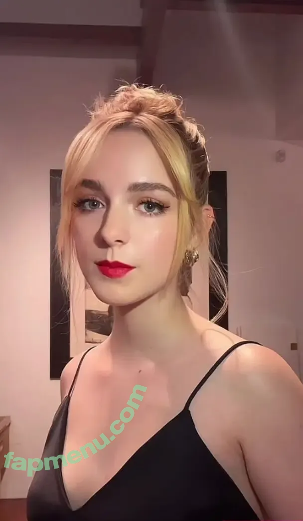 mckennagrace nude photo #0017 (mckennagrace)
