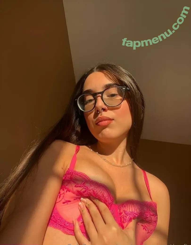 medusatemptationft nude photo #0099 (medusacaptures)
