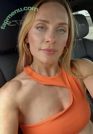Meg Gallagher / megsquats nude photo #0090