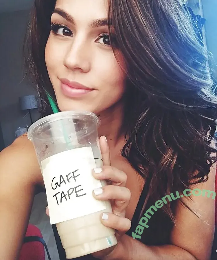 Megan Batoon nude photo #0059 (meganbatoon)