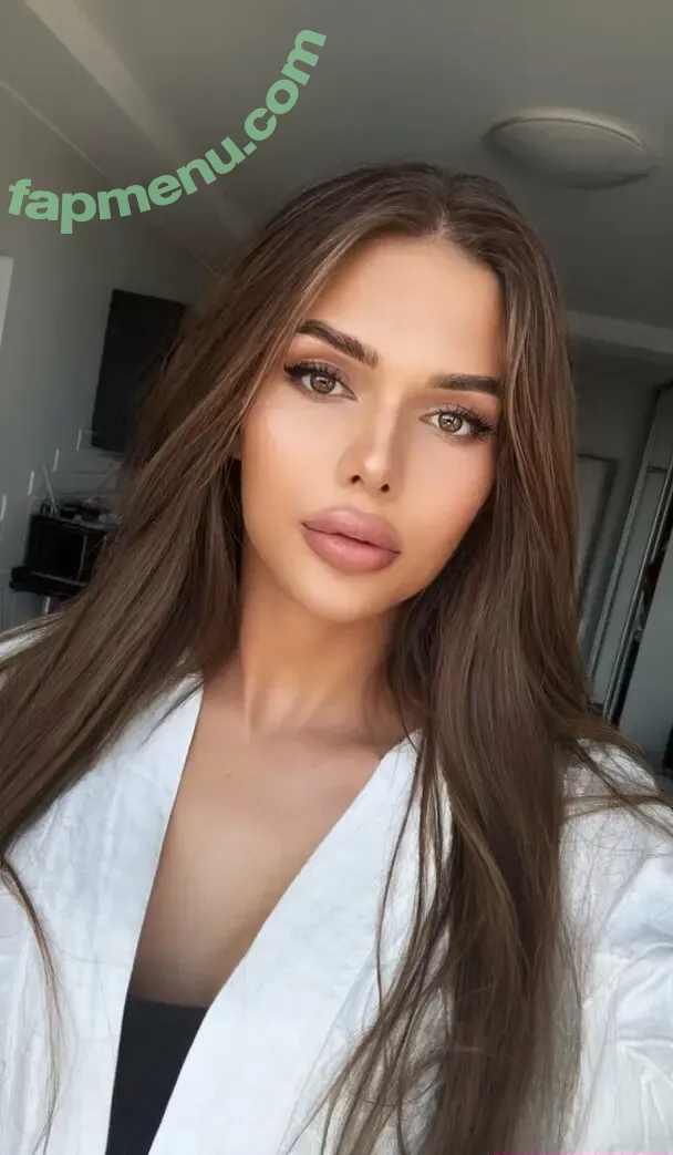 megan_ts_grl nude photo #0035 (megan_ts_grl)