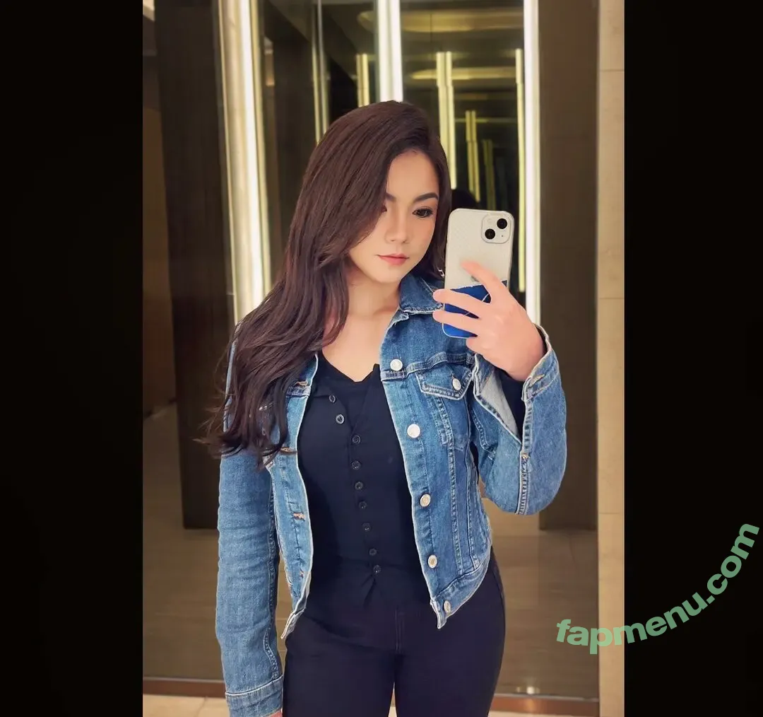 MeganX nude photo #0001 (chinesewithmegan)