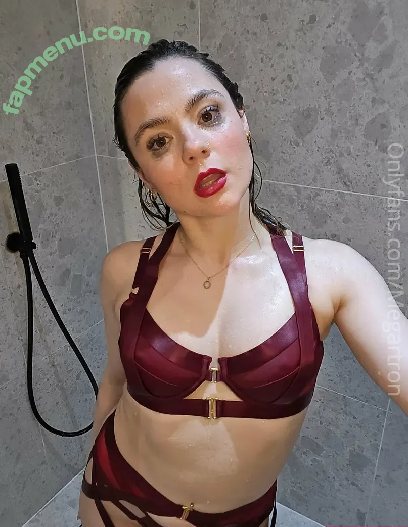 megartron nude photo #0399 (Megan Prescott)