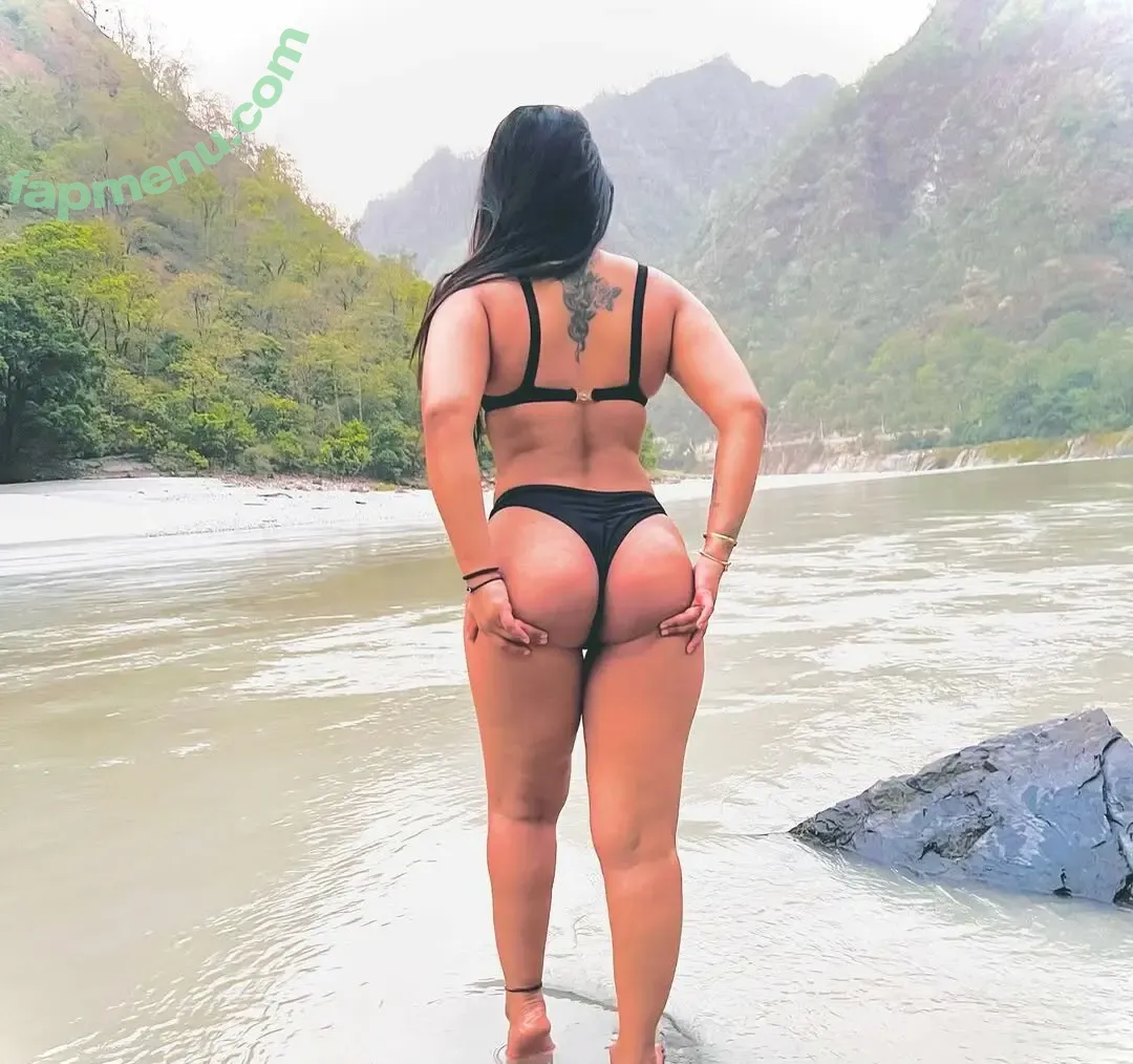 Megha Goyal nude photo #0011 (themeghagoyal)