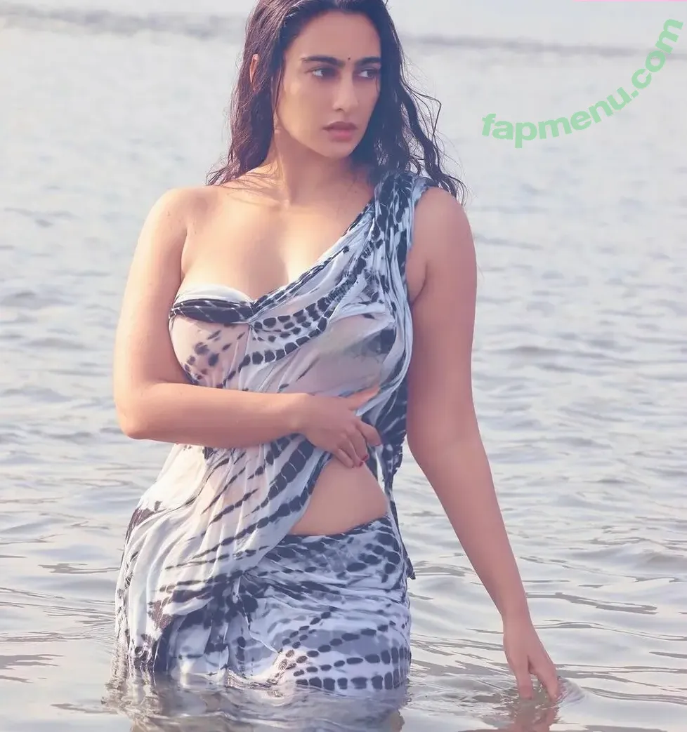Megha Shukla nude photo #0026 (megha8shukla)