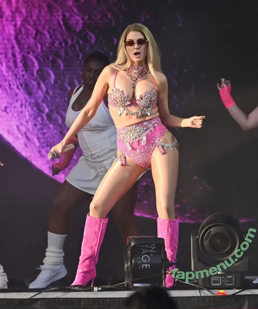 Meghan Trainor nude photo #0339 (chaoticd / meghantrainor)