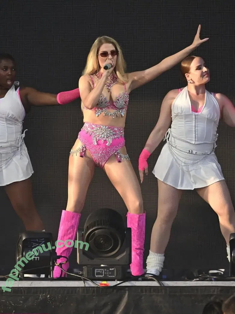 Meghan Trainor nude photo #0341 (chaoticd / meghantrainor)
