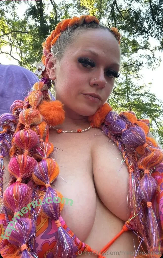 megsfreeluxe nude photo #0072 (megsfreeluxe)