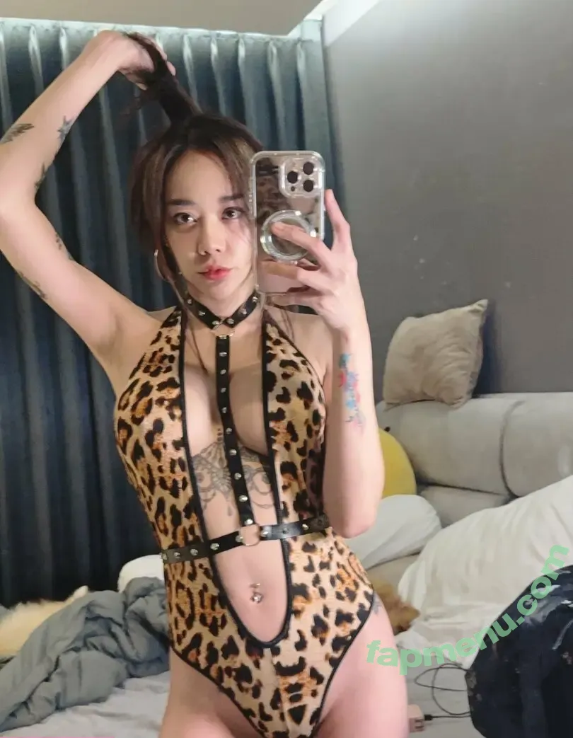 meguspusita nude photo #0062 (megus_megus)