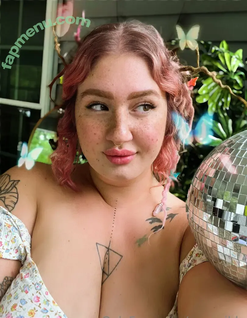 megwilde nude photo #0063 (megwilde)