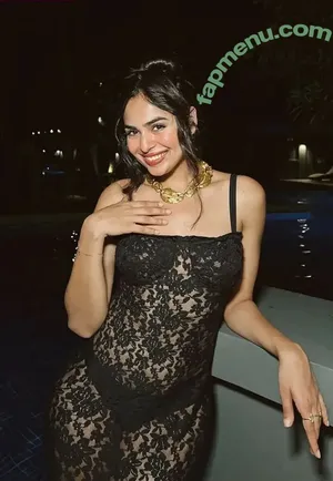 Mehak Ghai / mehakghaiii nude photo #0018