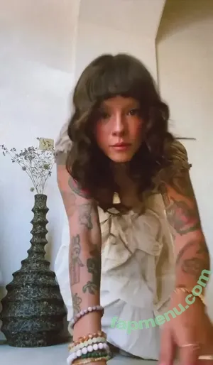 Melanie Martinez / littlebodybigheart / mxlaniemtzuwu nude photo #0042
