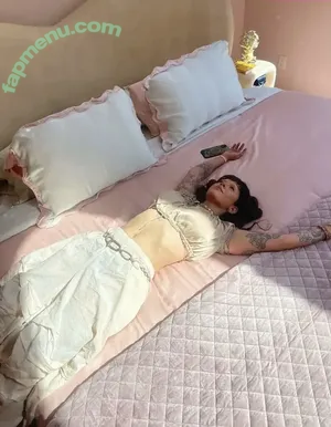 Melanie Martinez / littlebodybigheart / mxlaniemtzuwu nude photo #0043