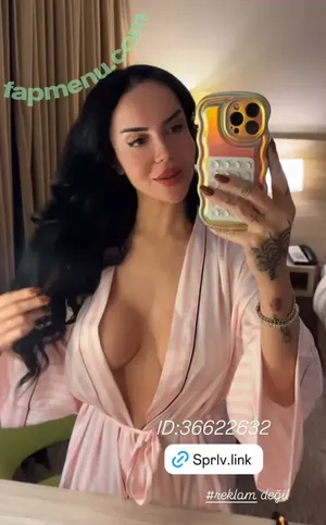  nude photo #0003