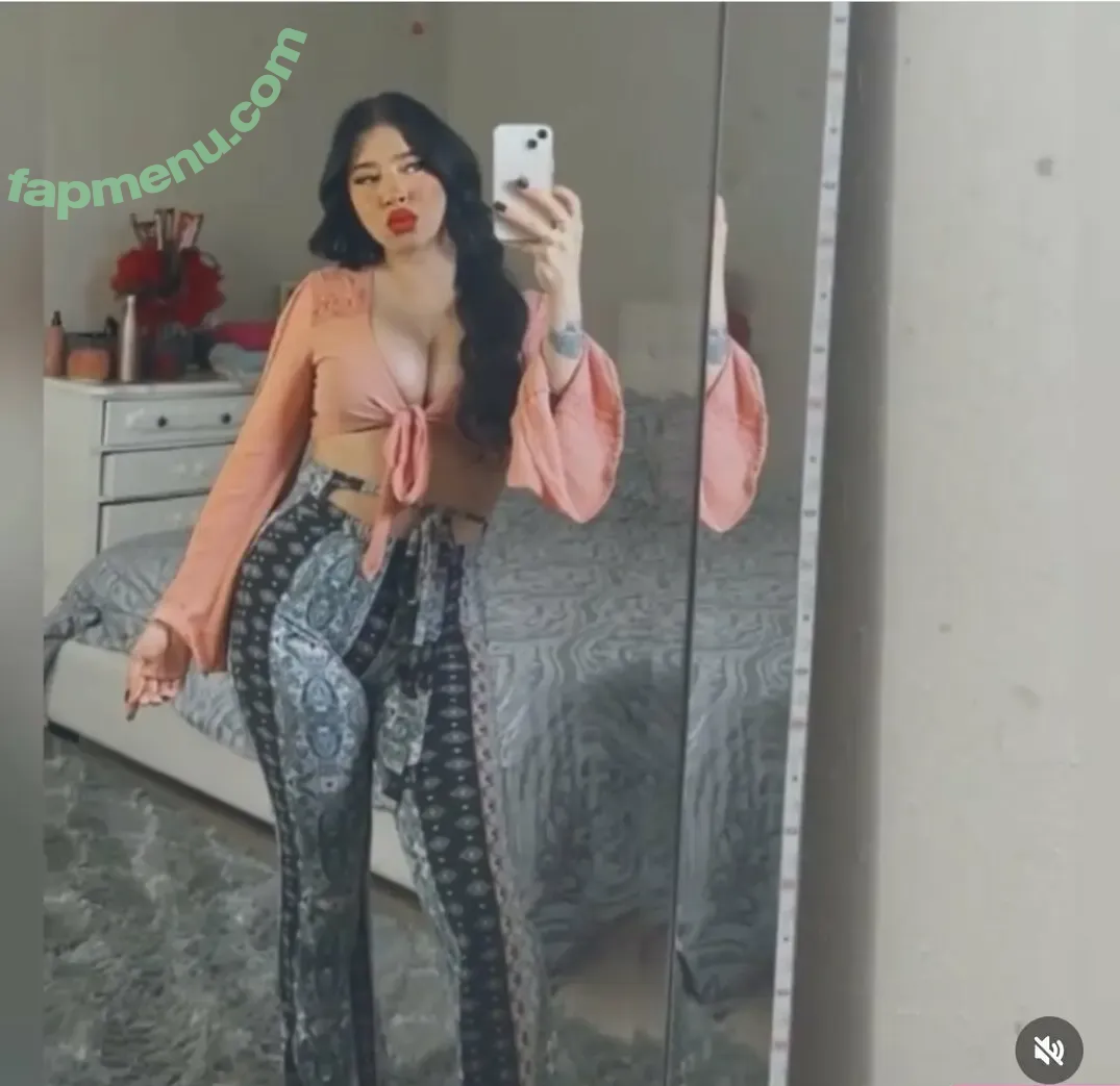 Meliduuuuh nude photo #0008 (Meliduuuuh)