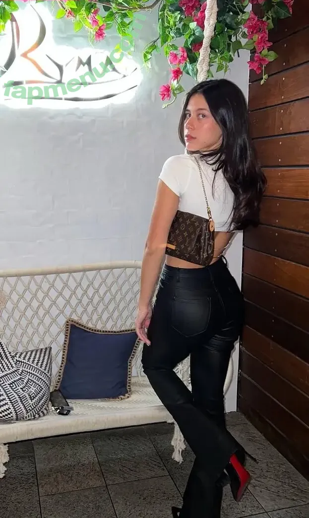 Melina Robotis nude photo #0029 (melinarobotis)