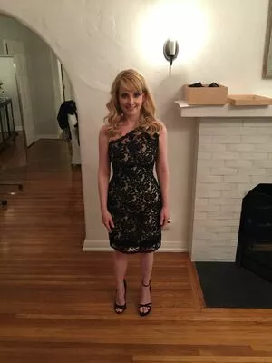 Melissa Rauch / Bernadette from Big Bang Theory / melissarauch nude photo #0003
