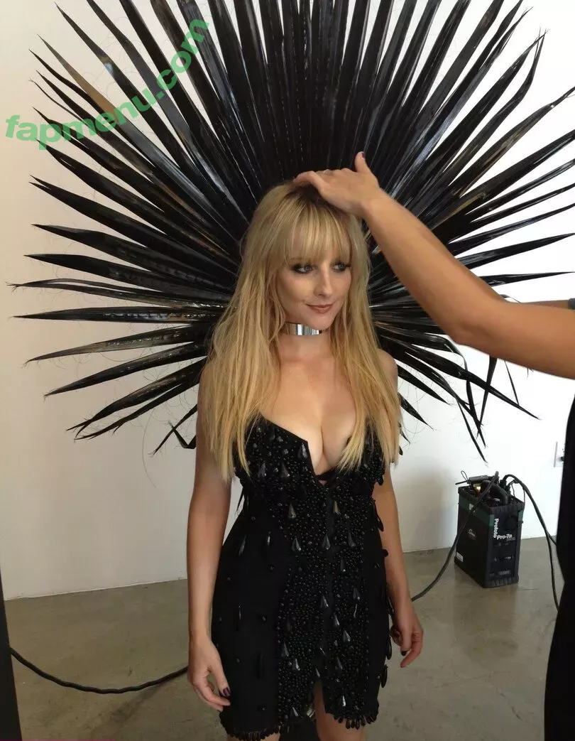 Melissa Rauch nude photo #0005 (Bernadette from Big Bang Theory / melissarauch)
