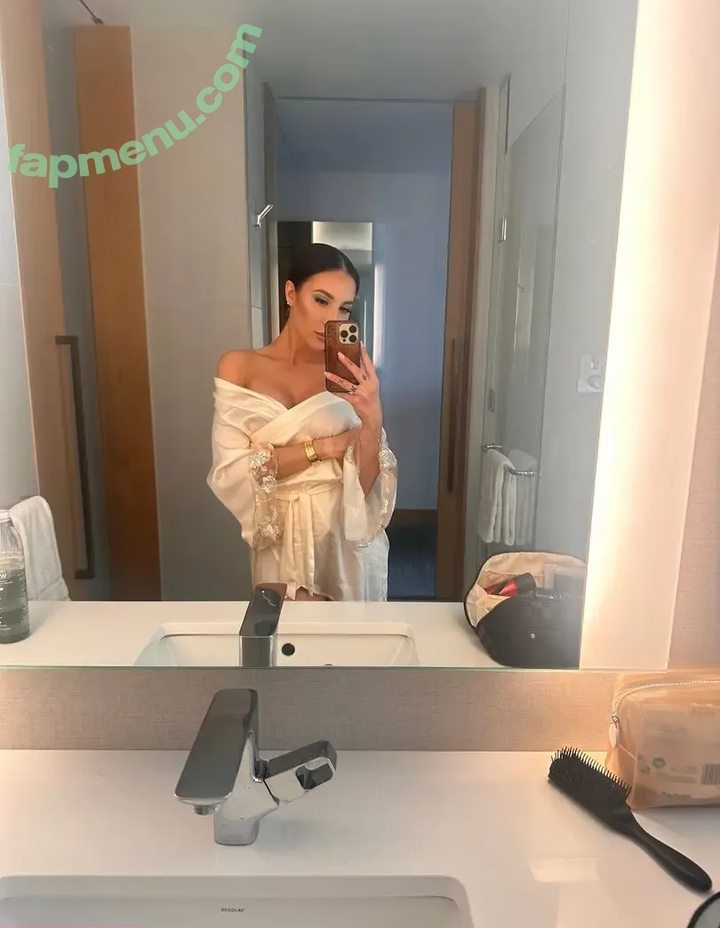 Melissa Stratton nude photo #0004 (KittyBaby_Cam / kittybabycamgirl / melissastratton / melissastrattonxoxo)
