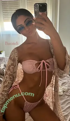  nude photo #0001