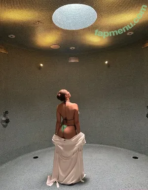  nude photo #0007